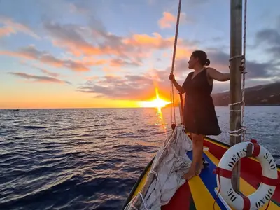 Funchal: Unforgettable Sunset on a Traditional Xavelha Boat